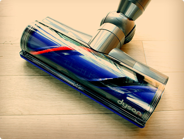 ペット（犬・猫）を飼ってる家庭は「ダイソン アニマルプロ」のほうが