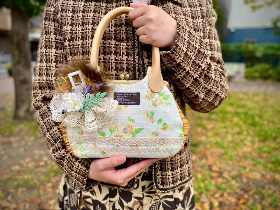 型紙＆レシピ付き口金】18cmあおりがま口バック（押口AG） - 【手作り