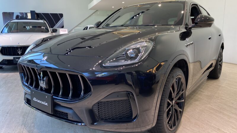 Grecale Interni Rossi Limited Package | MASERATI【マセラティ】正規