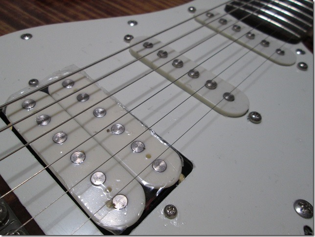 初心者向けのエントリーモデルだが弾きやすい Cort / G210FT TAB