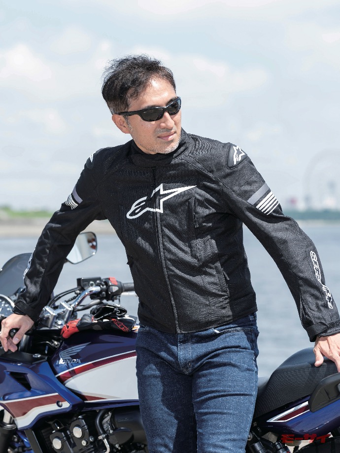 アルパインスターズ「T-GP X ウォータープルーフジャケット アジア」は