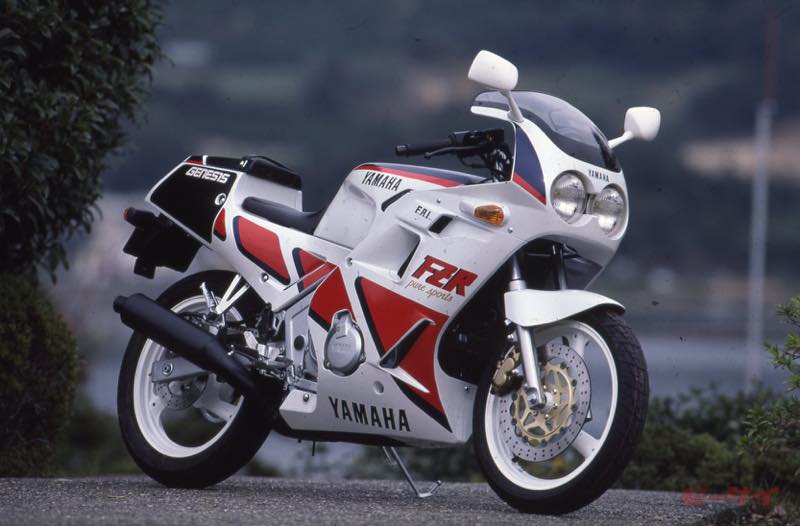 1万7000回転の衝撃!! 大人気となった250cc4気筒レプリカマシン、ヤマハ