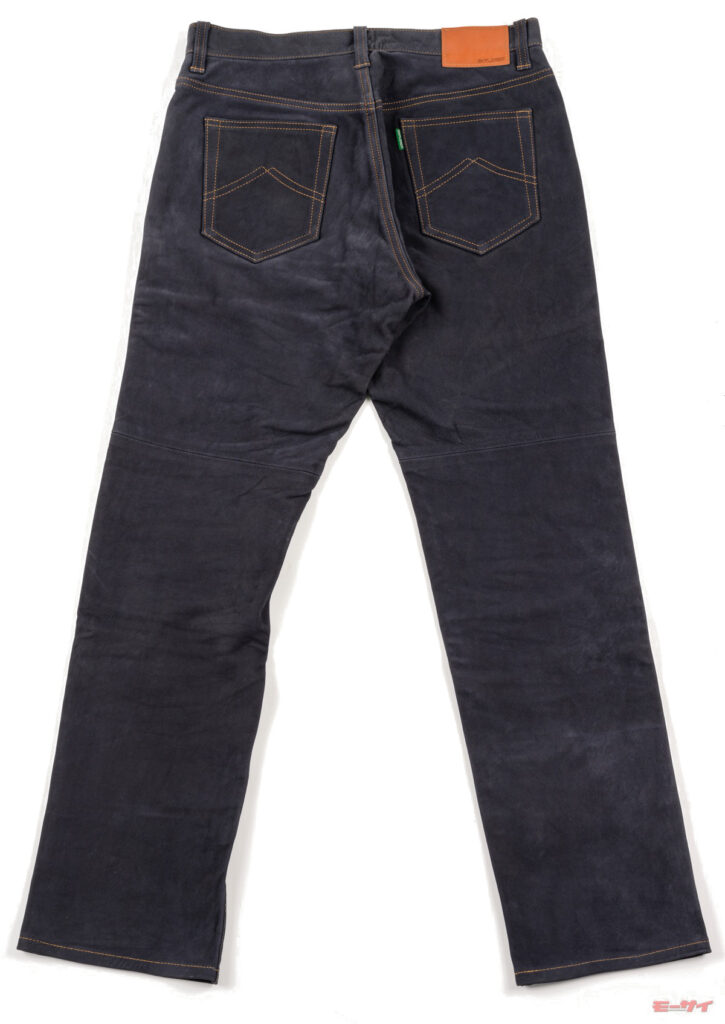 見た目はデニム、素材は本革！ クシタニの「エクスプローラージーンズ