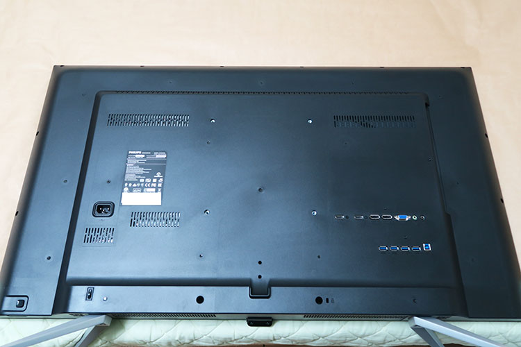 43型IPS 4Kモニタ Philips BDM4350UC/11のレビュー | メモトラ