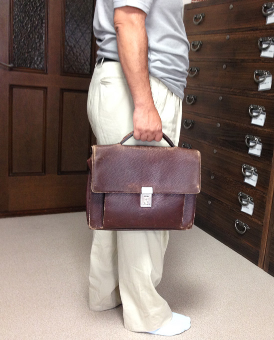 15年愛用してきたゴールドファイルのブリーフケースをレビュー - 【OGA