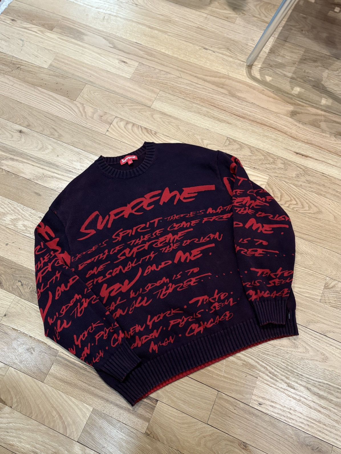 Damien Hirst × Supreme Supreme Damien Hirst Shark Sweater Size