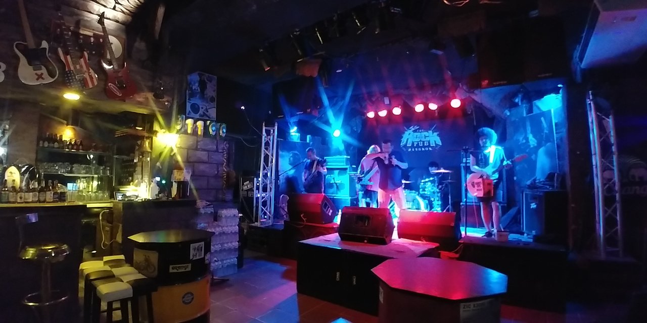 The Rock Pub (バンコク) の口コミ53件 - トリップアドバイザー