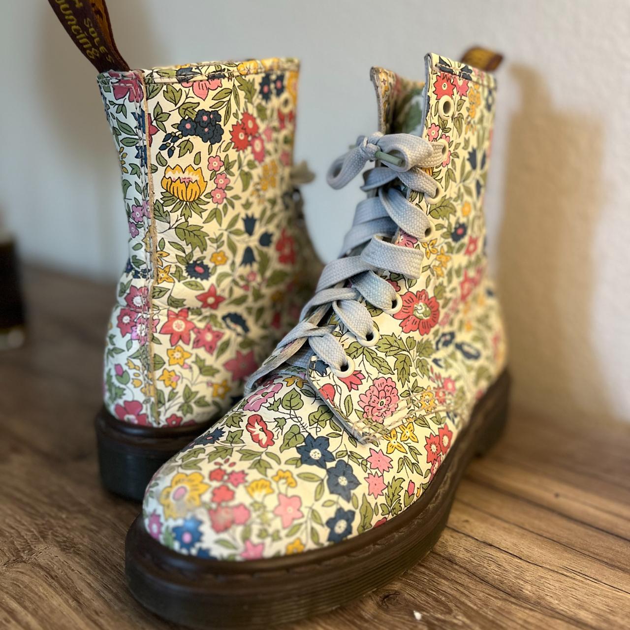 Fabulous SUPER RARE Liberty London x Doc Marten | Depop