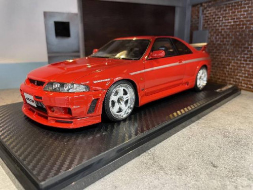 IG2253 1:18 Nismo R33 GT-R 400R Red [Width 10 Length 25 Height 7 cms]