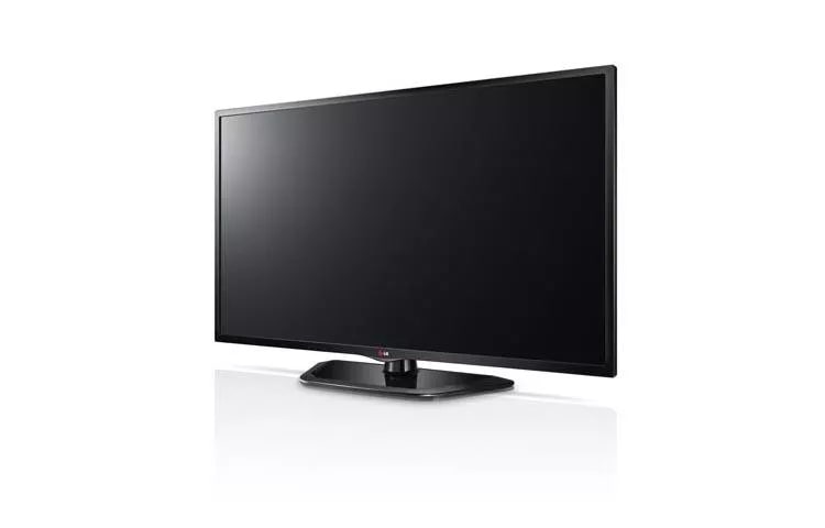 LG 32LN5700: 32 inch Class 1080p LED TV with Smart TV (31.5 inch
