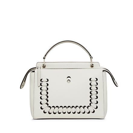 フェンディから、クラッチ内蔵の新アイコンバッグ「ドットコム」が