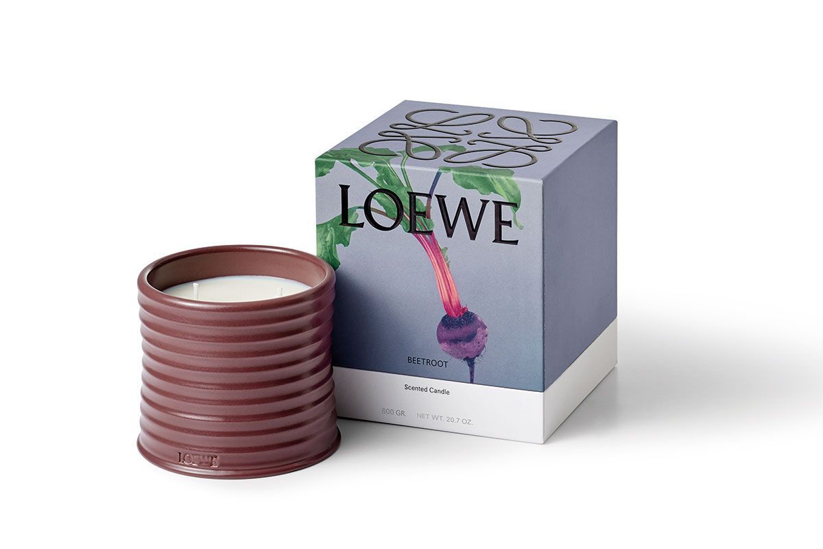 ロエベ初のルームフレグランスやキャンドルなど「ホームセンス