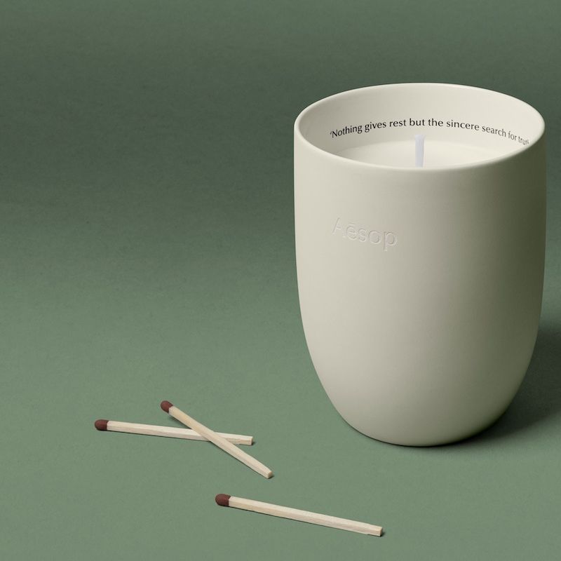 イソップのホームケアシリーズに初のアロマキャンドルが仲間入り