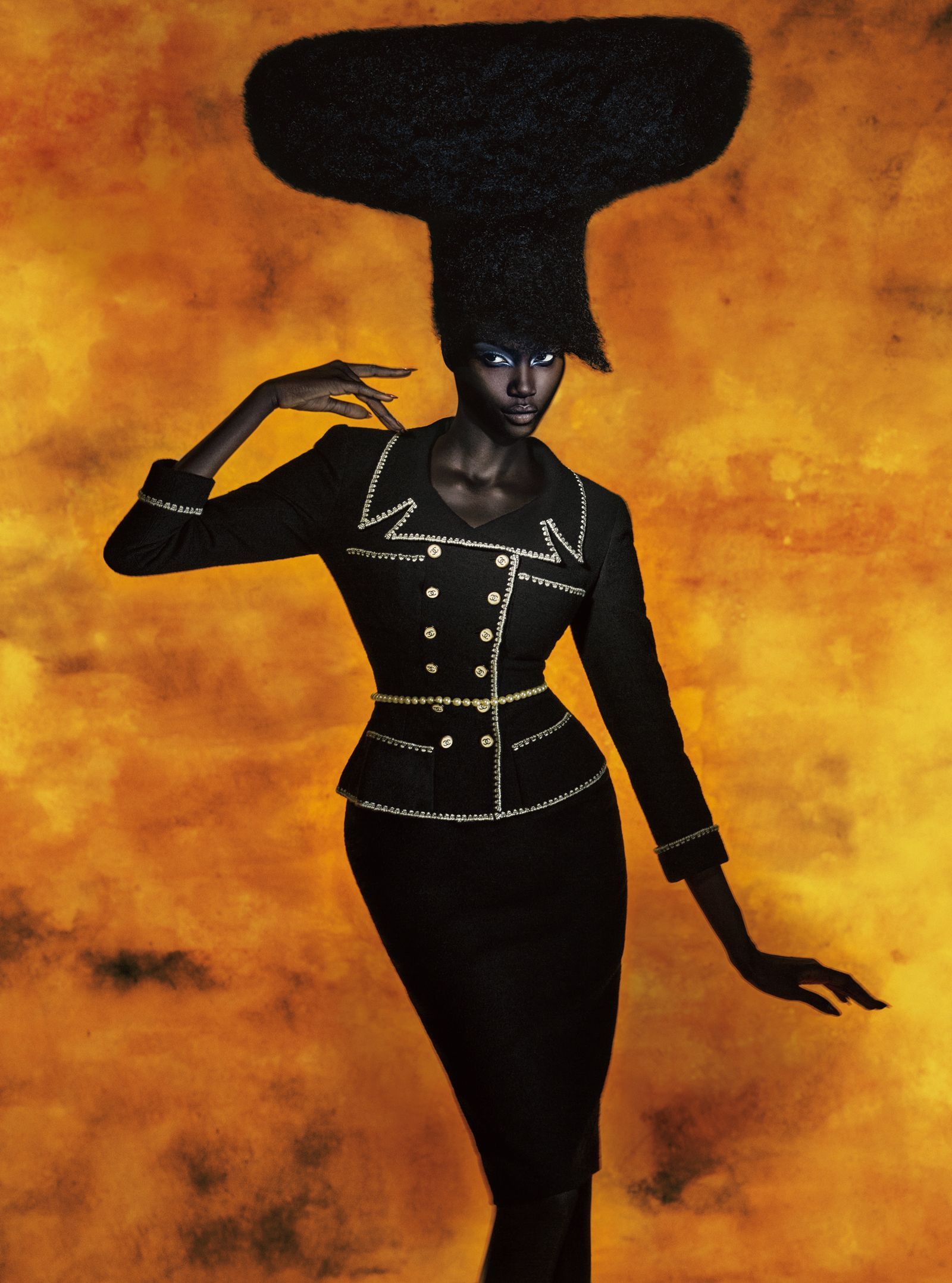 天才、カール・ラガーフェルドの後世に残るデザイン | Vogue Japan