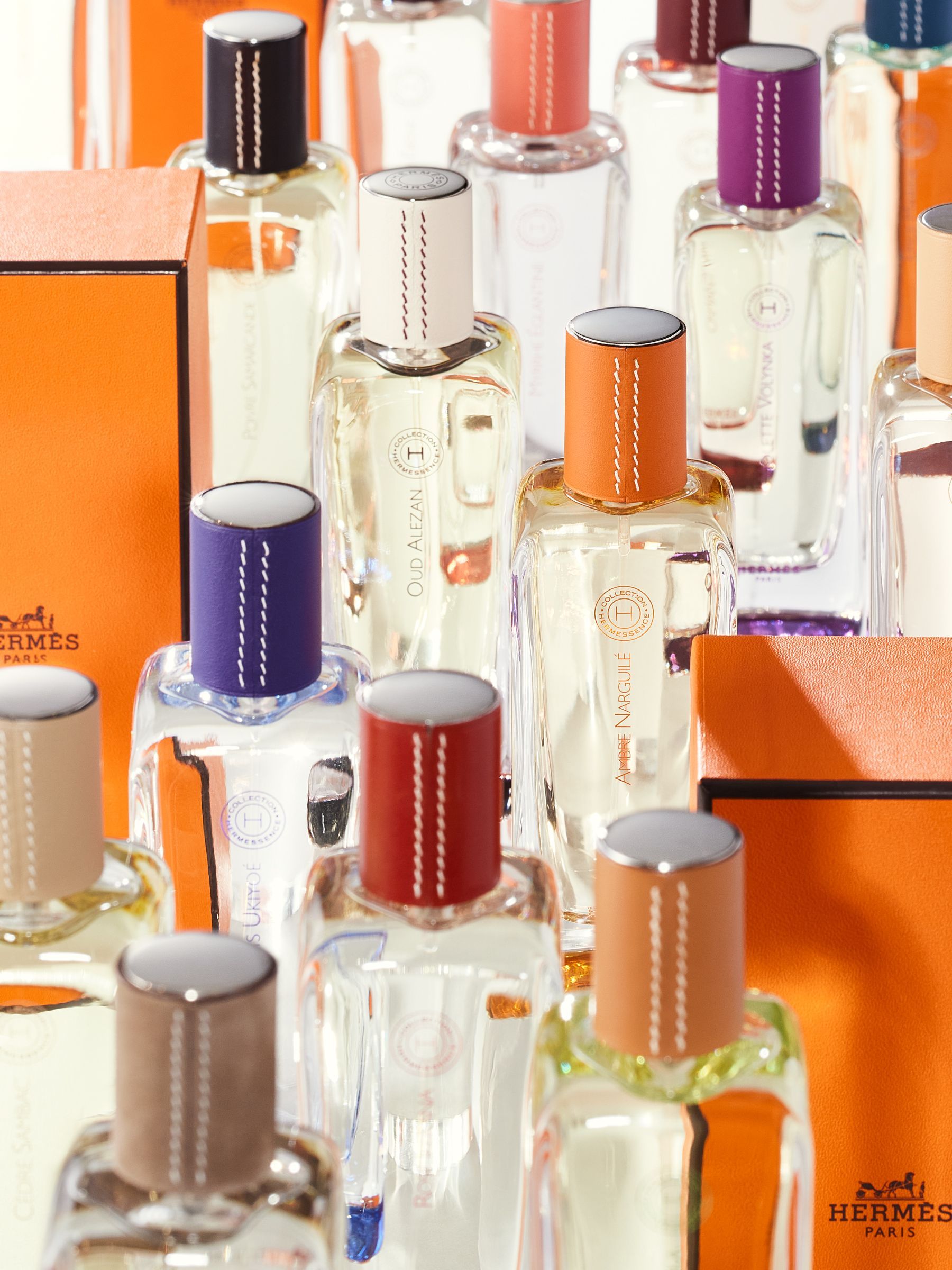 エルメスの魂を香りで感じる。《エルメッセンス》の16の香水をすべて