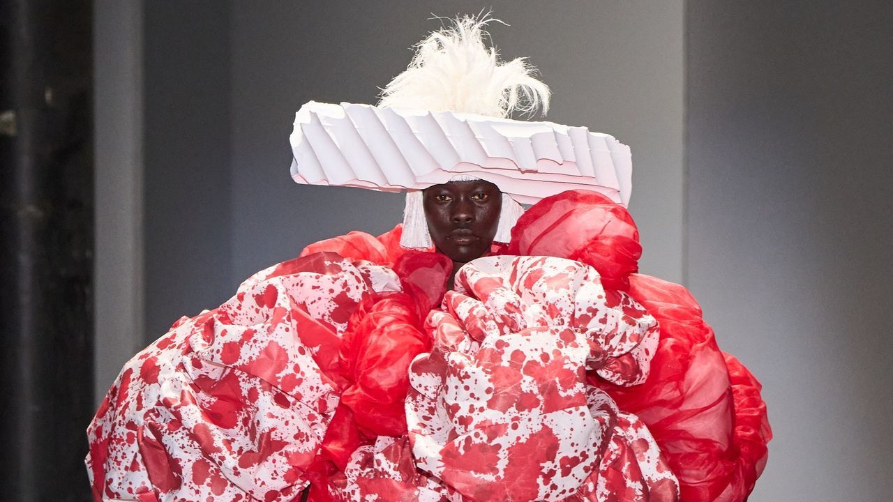 00018-comme-des-garcons-spring