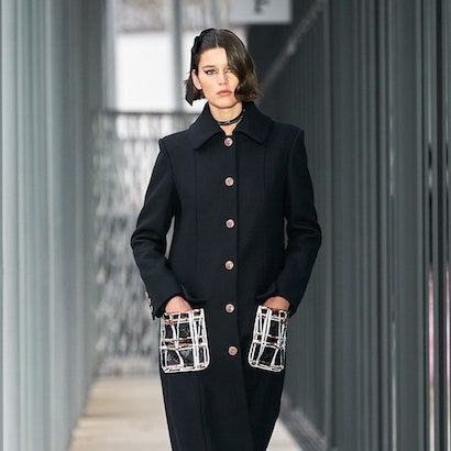 シャネルがメティエダールのショーを開催。サヴォアフェールを未来に