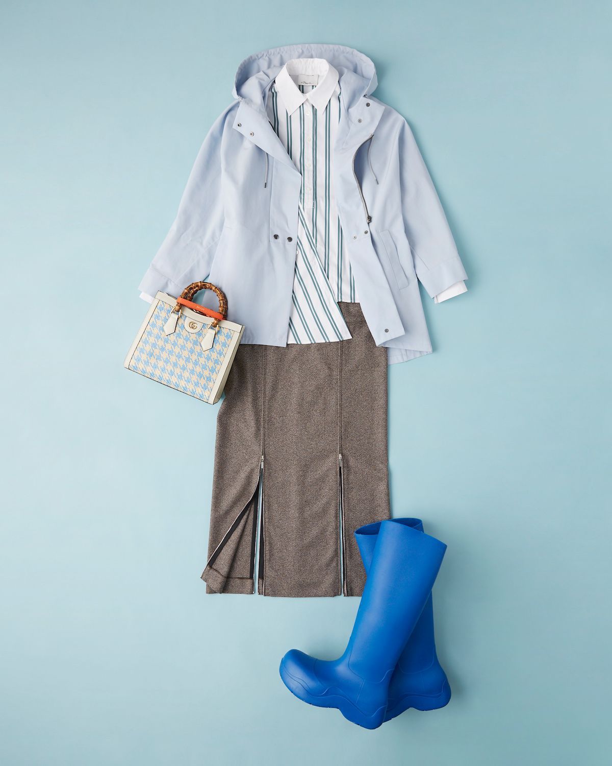 雨の日の通勤も楽しくなる！ボッテガ ヴェネタのラバーブーツでつくる