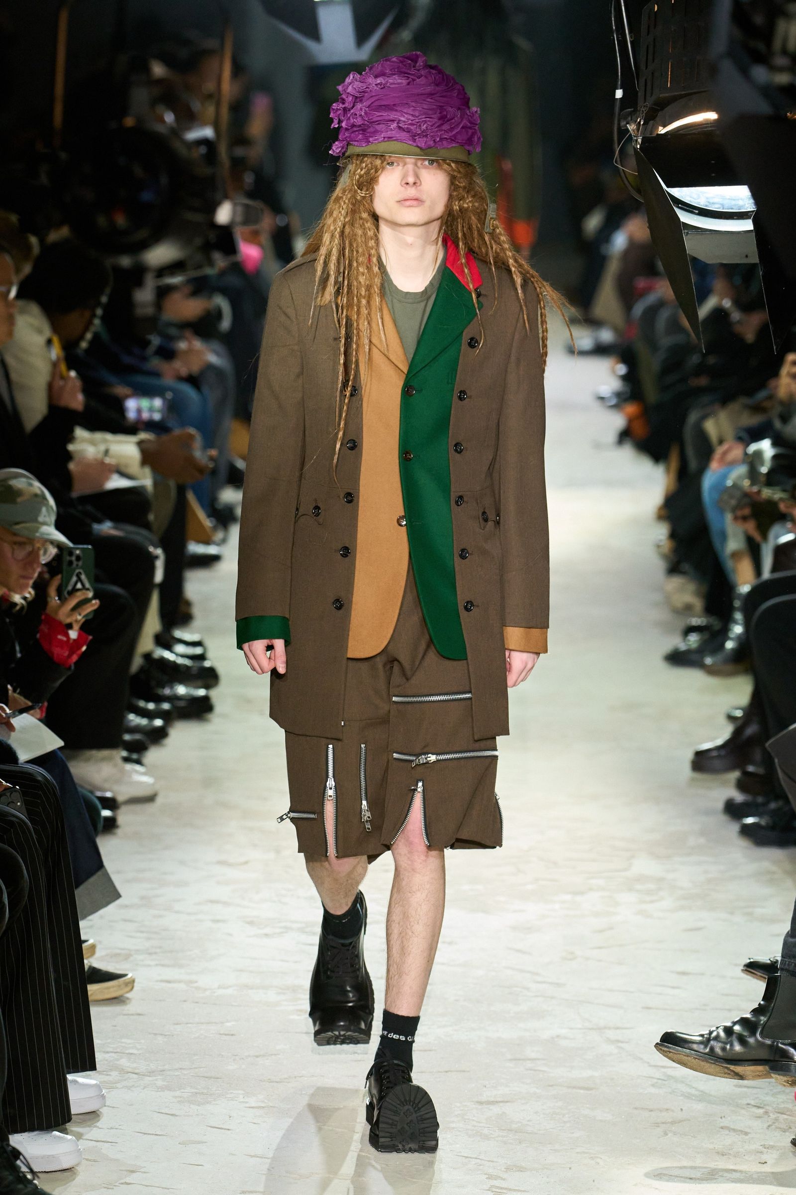 コム デ ギャルソン・オム プリュスは軍服を解体。川久保玲が率いる