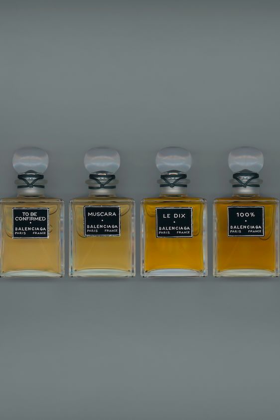 バレンシアガの話題のフレグランスコレクションが満を持して日本上陸