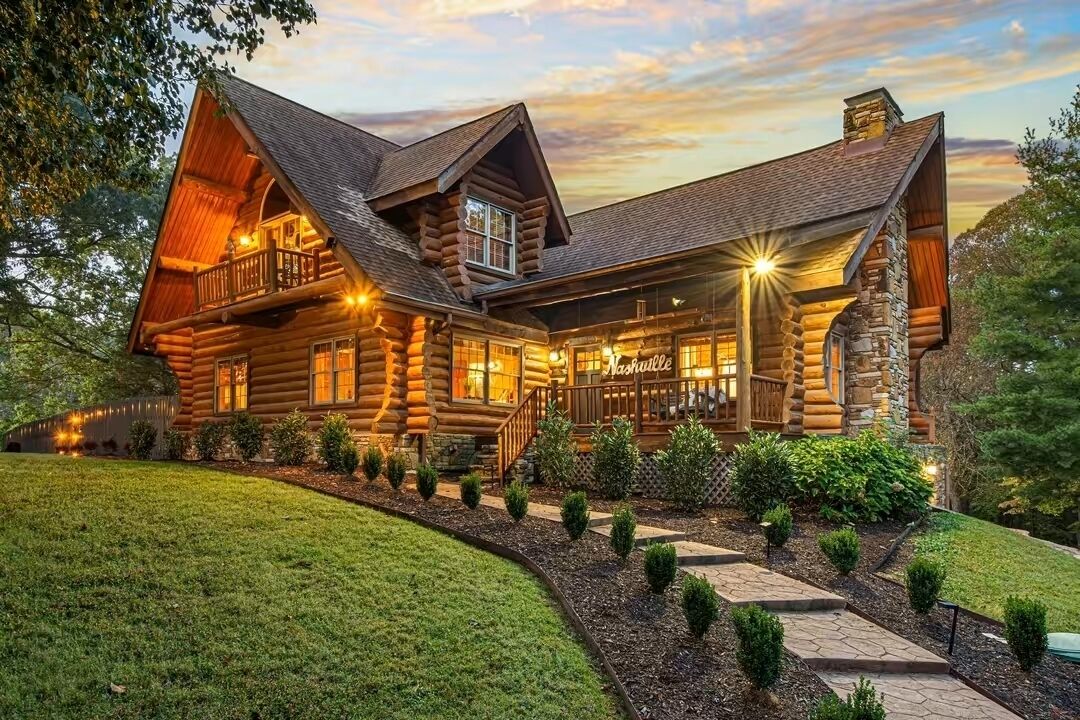 5 Bed 5 Bath Luxury Nashville Lodge! Pickleball Game Rm Sauna Fire