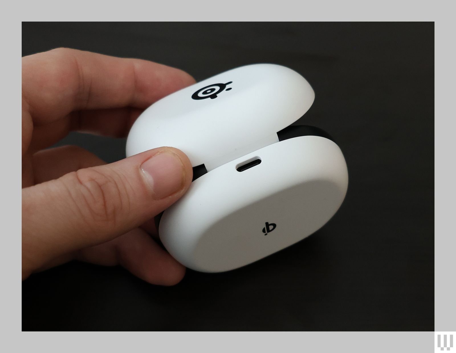 SteelSeries Arctis GameBuds Review: Dongle Earbuds | WIRED