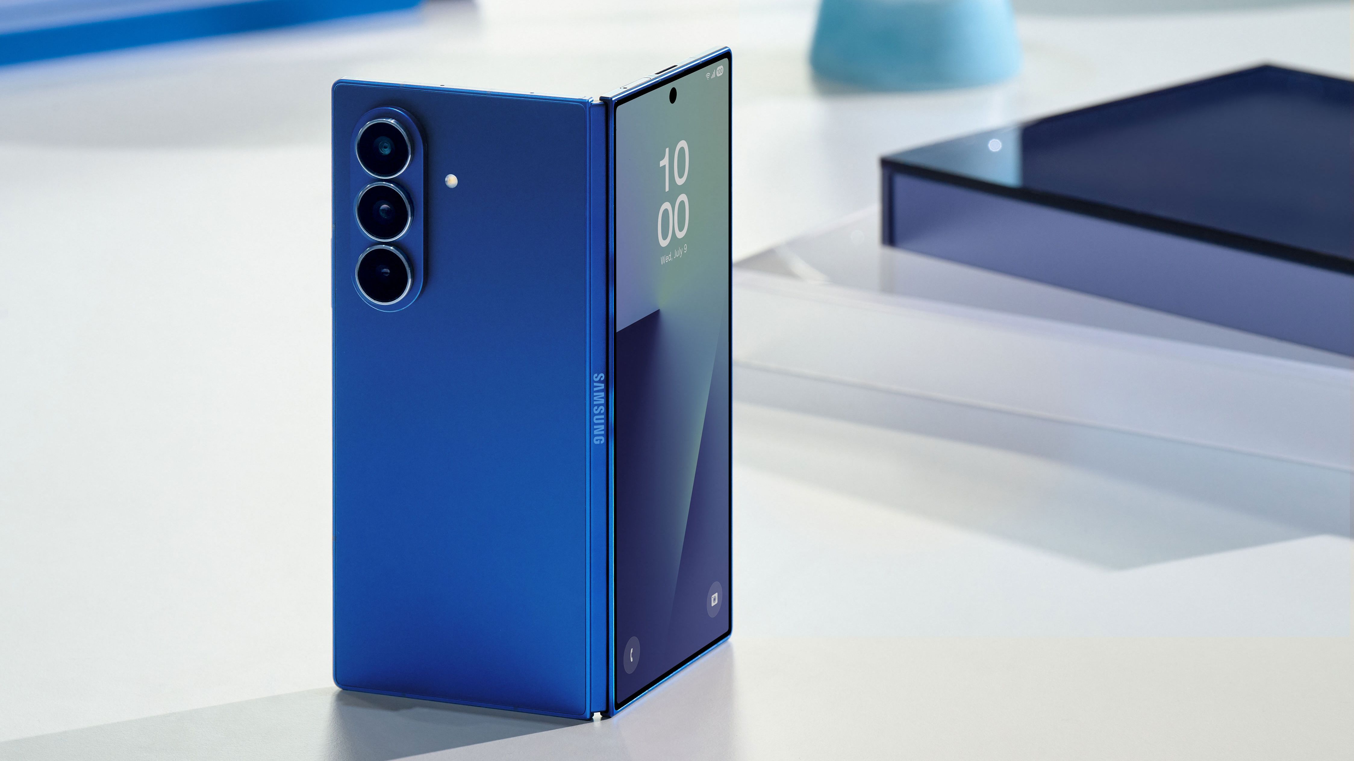 サムスンのGalaxy Z Fold7、「薄さ4.2mm」のインパクト | WIRED.jp