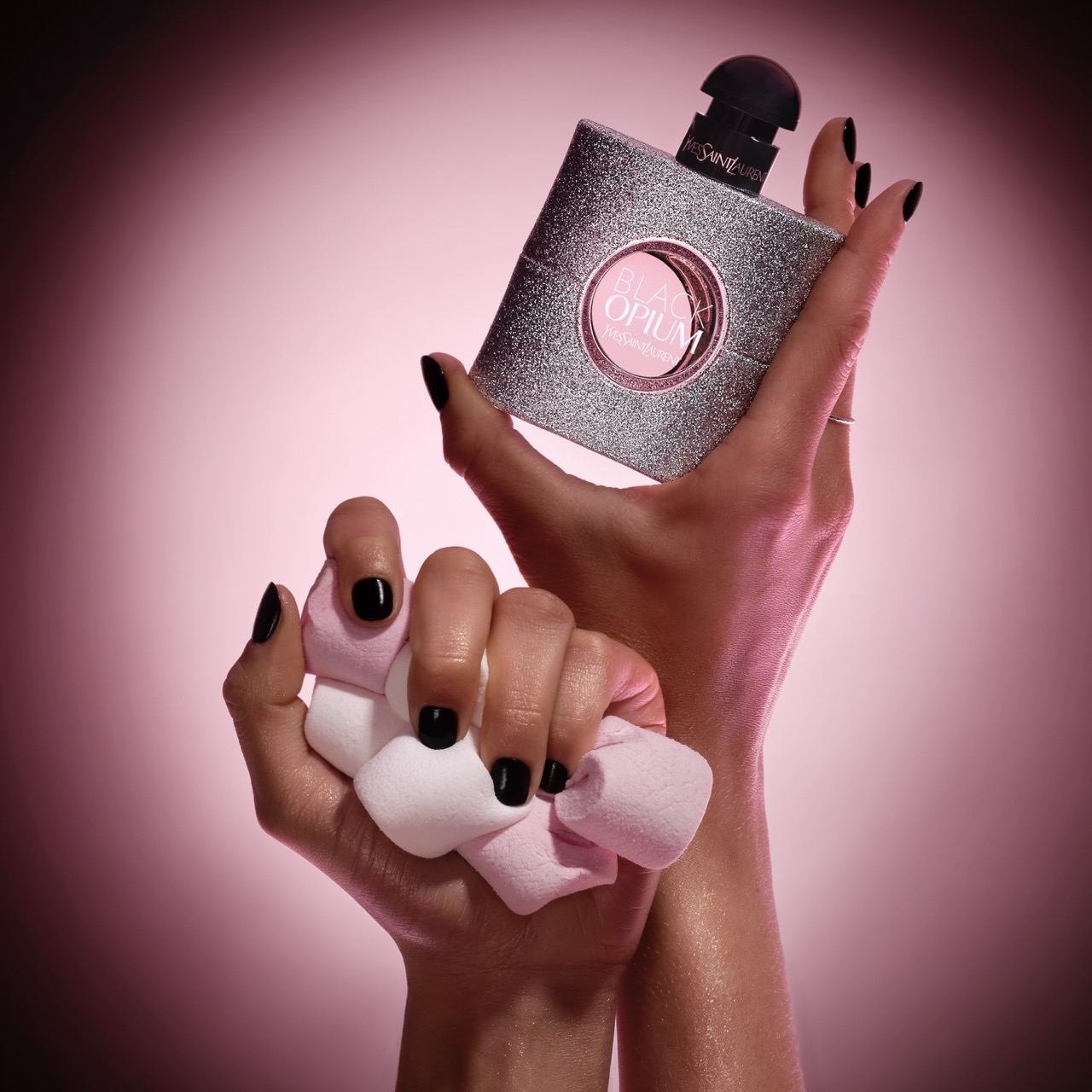 YSL」が“オールアワーズ”シリーズのルースパウダーを発売 ブルーや