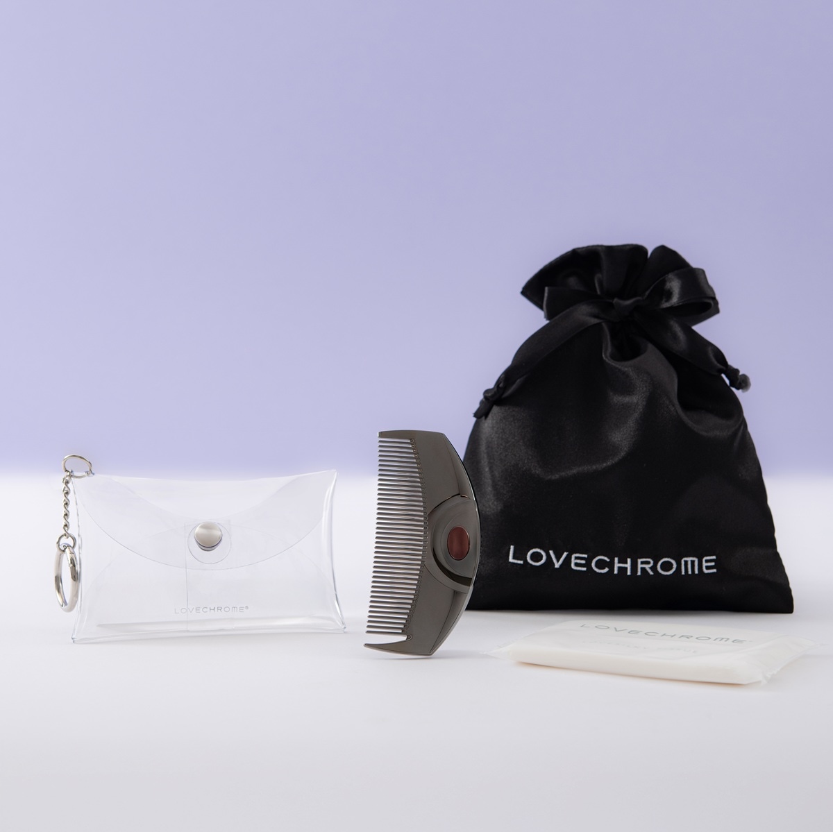 ラブクロム」がチャームケース付きコームを限定発売 アクセサリー感覚