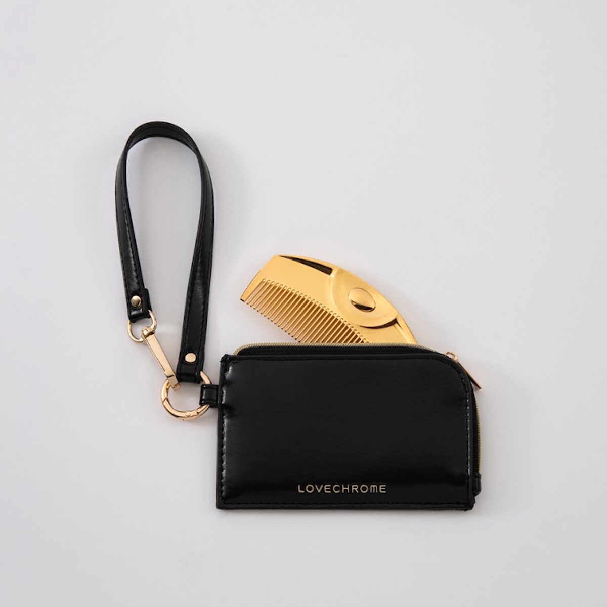 ラブクロム」がチャームケース付きコームを限定発売 アクセサリー感覚