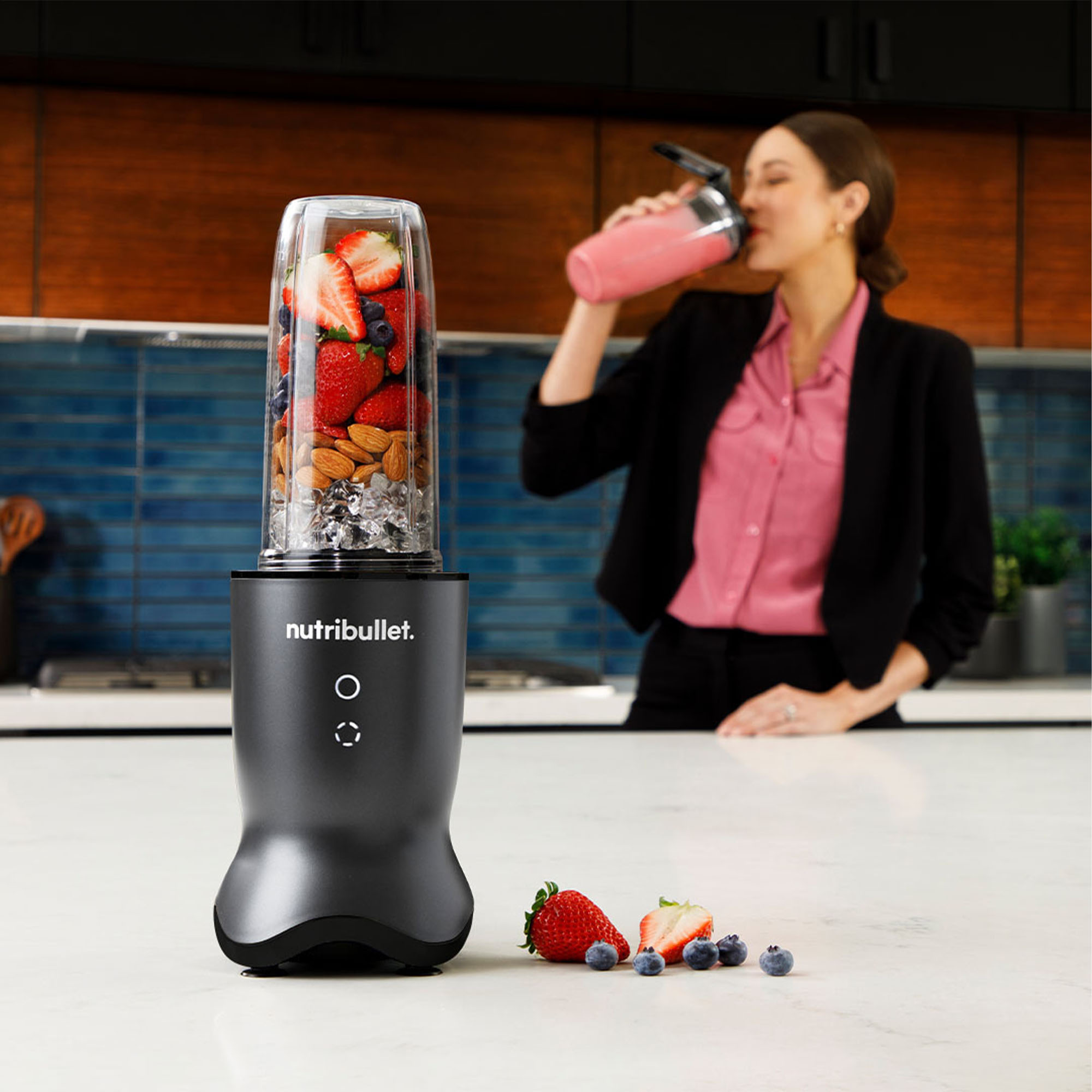 nutribullet ブレンダー NB-101B(RD) レッド nutribullet ブレンダー