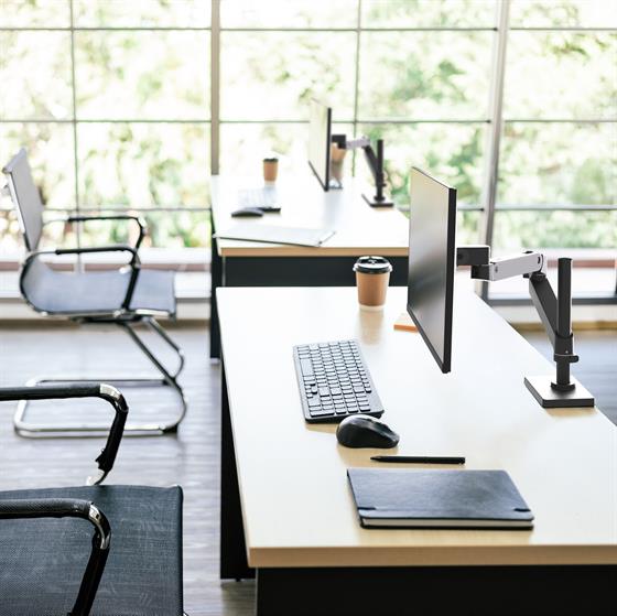 LX Pro デスクマウントモニターアーム、長身ポール | LX Pro | Ergotron