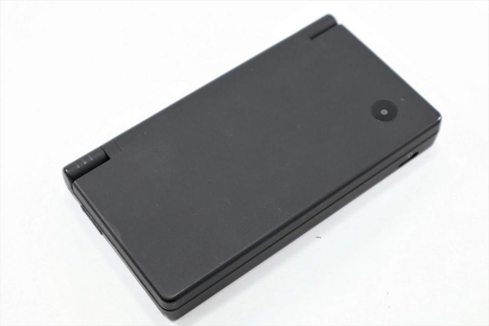 Nintendo DSi - Black | GameStop
