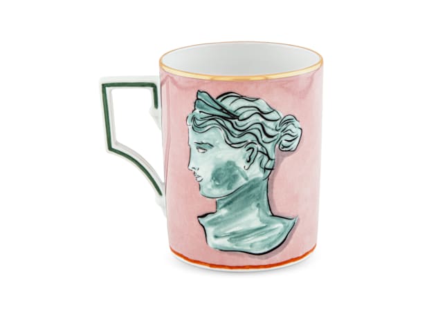 always maintaining a reference to the depths of the sea. Bronze