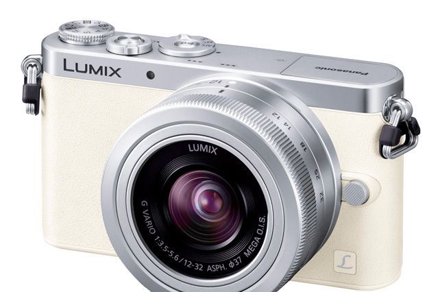 高画質ミラーレス一眼のミニマムサイズを更新した「LUMIX GM」 | GQ JAPAN