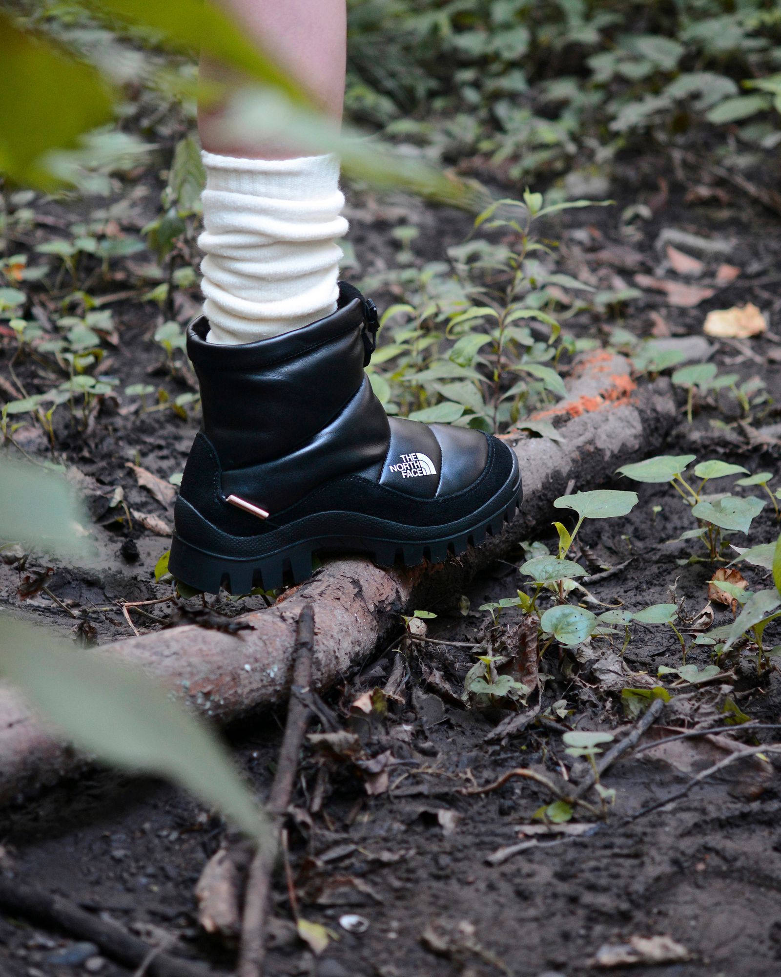 ザ・ノース・フェイスとエンダースキーマの初コラボは、レザー✕ダウン