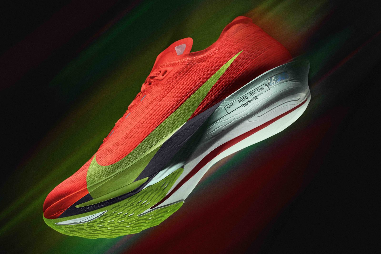 短距離レースを制覇する、最軽量の新型「ナイキ ストリークフライ2」が