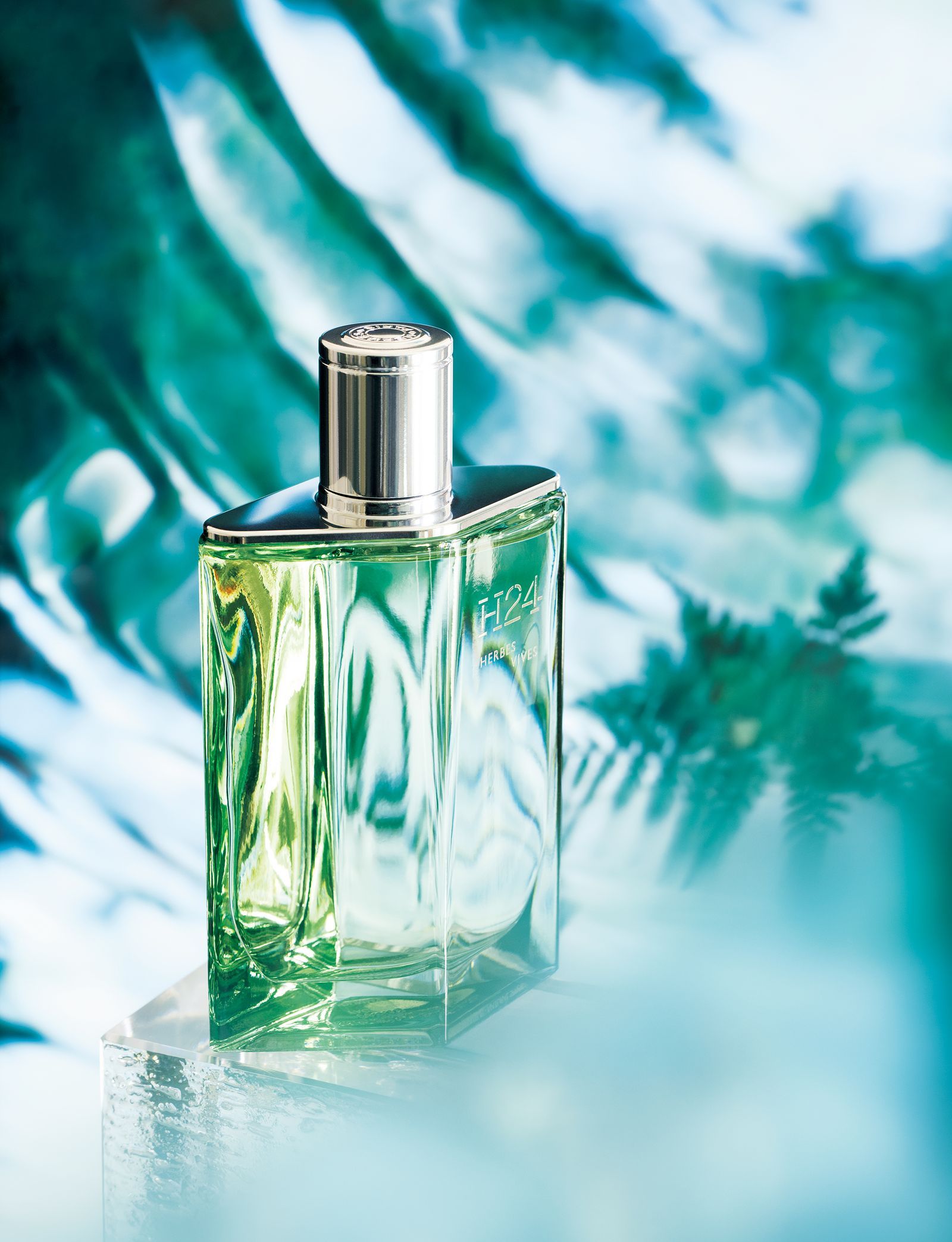 エルメスの「H24 エルブ ヴィーヴ」──5月の最旬ベストバイ・アイテム