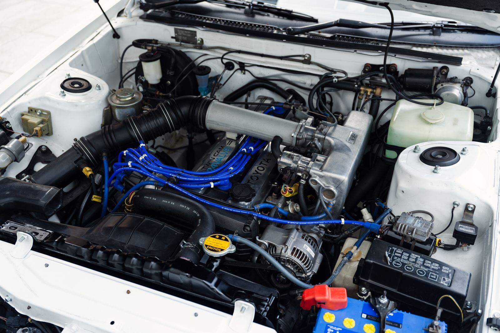 昭和のヒーローとの再会──トヨタ・セリカXX試乗記 | GQ JAPAN