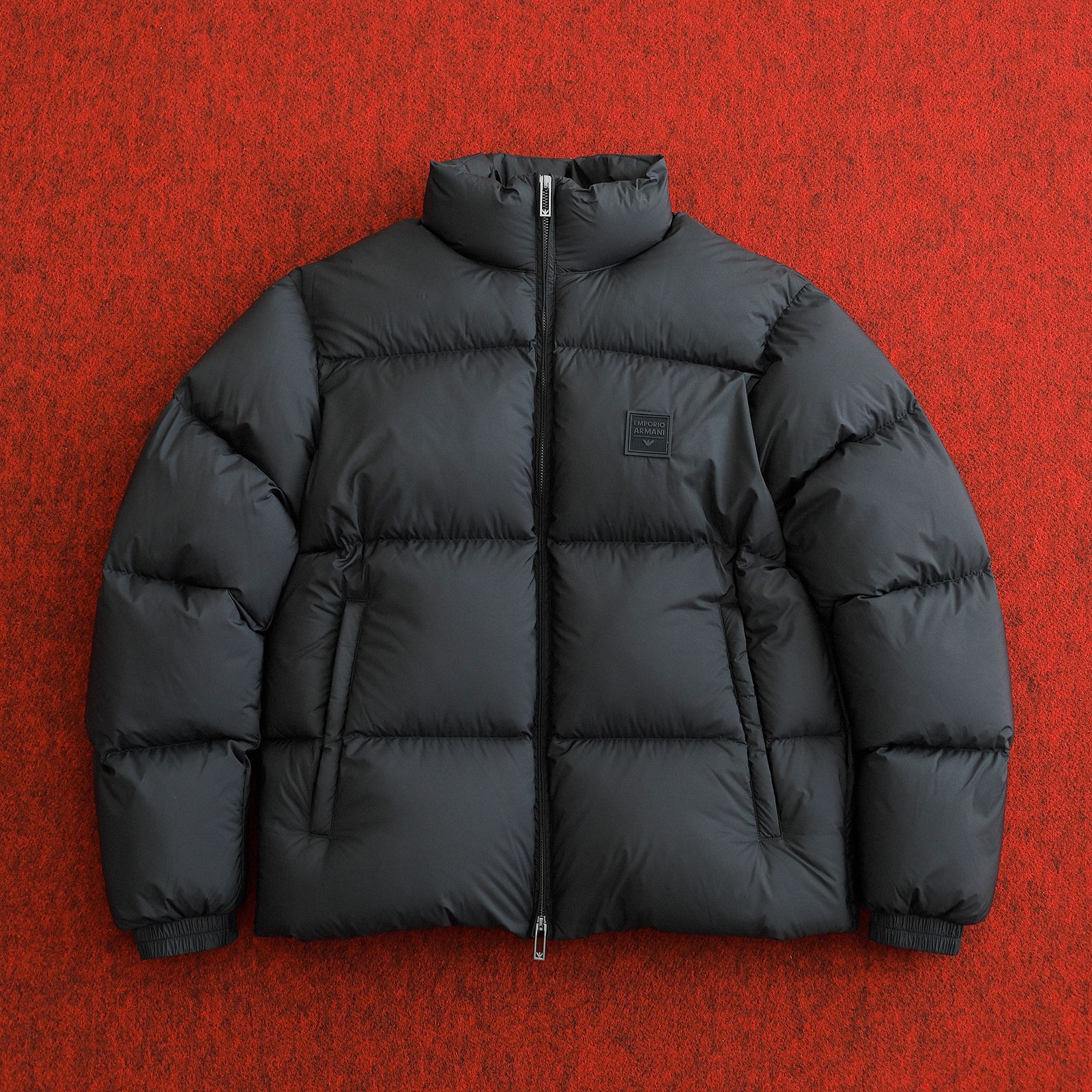 ダウンをモードに解釈したエンポリオ アルマーニ──特集：今年の