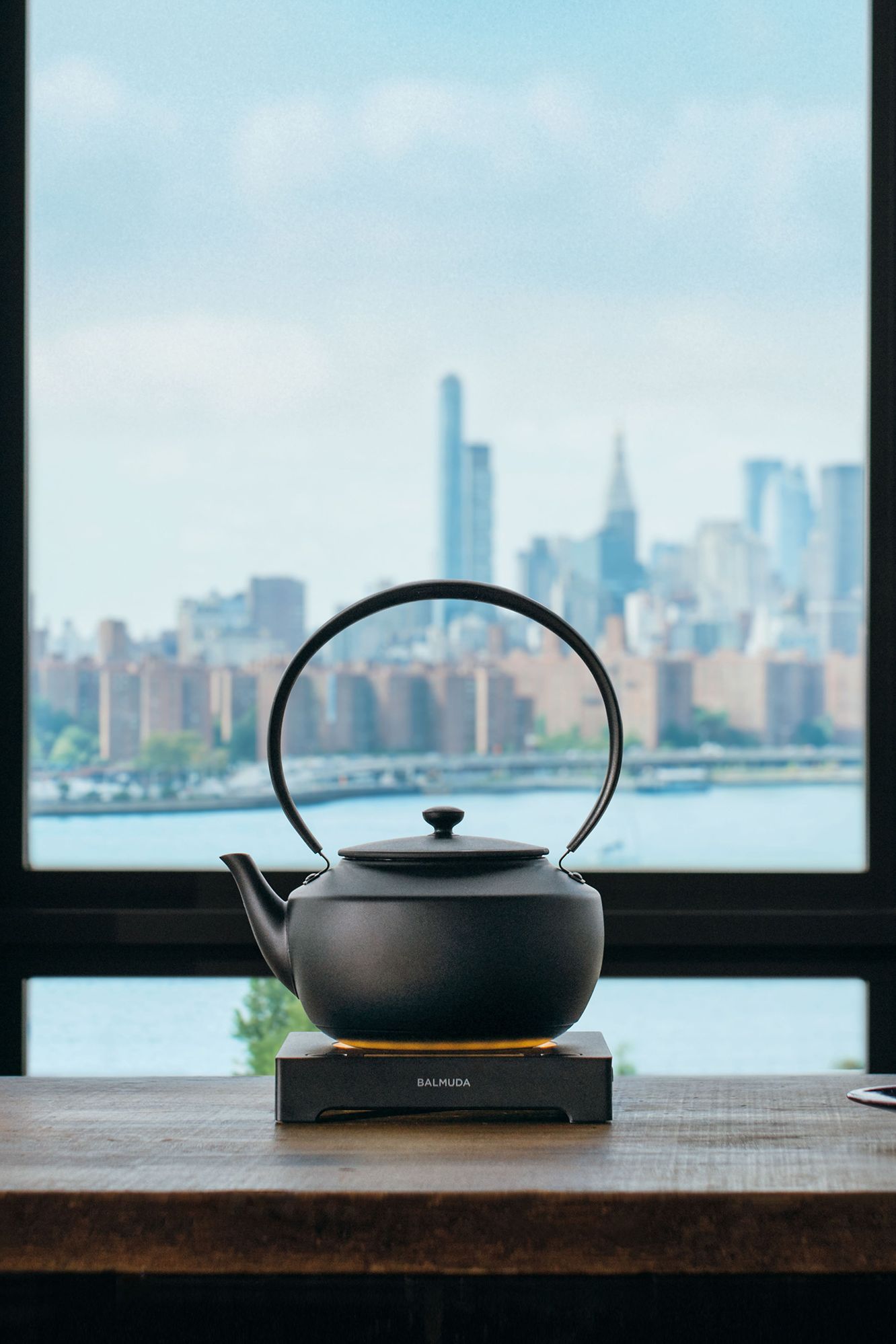 バルミューダのアメリカ本格進出第1弾は、電気ケトル