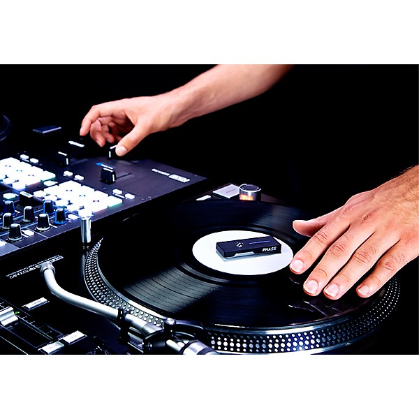 MWM Phase Essential Wireless DVS DJ System With 2 Remotes | Guitar