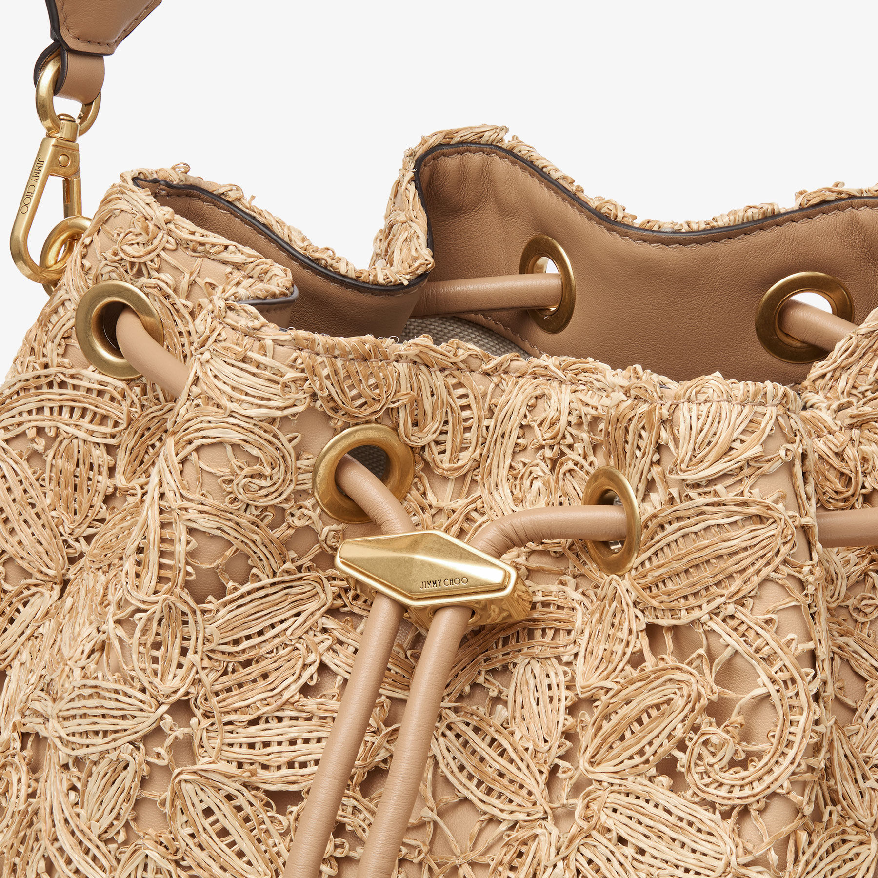 Cinch Medium | Natural Flower Woven Raffia Bucket Bag | JIMMY CHOO