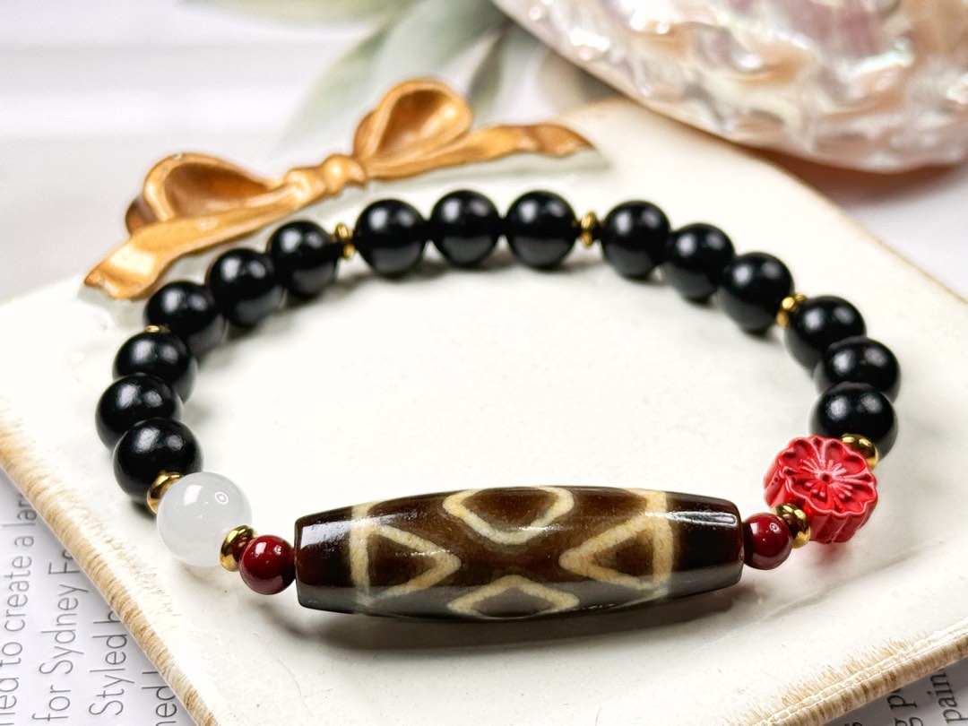 幻の天珠】dZi beadsジービーズ 西蔵 上肯老礦手工藏伝 龍眼天珠 幻の