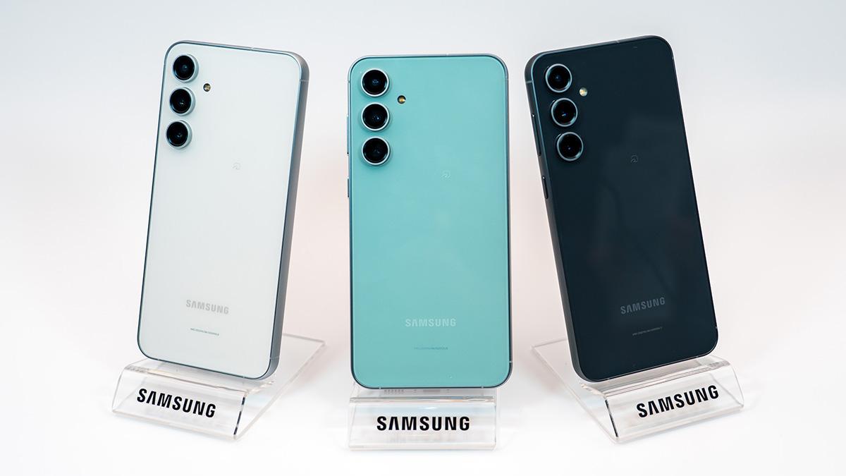 サムスン新型スマホ「Galaxy S23 FE」が日本でも発売。“高性能入門機