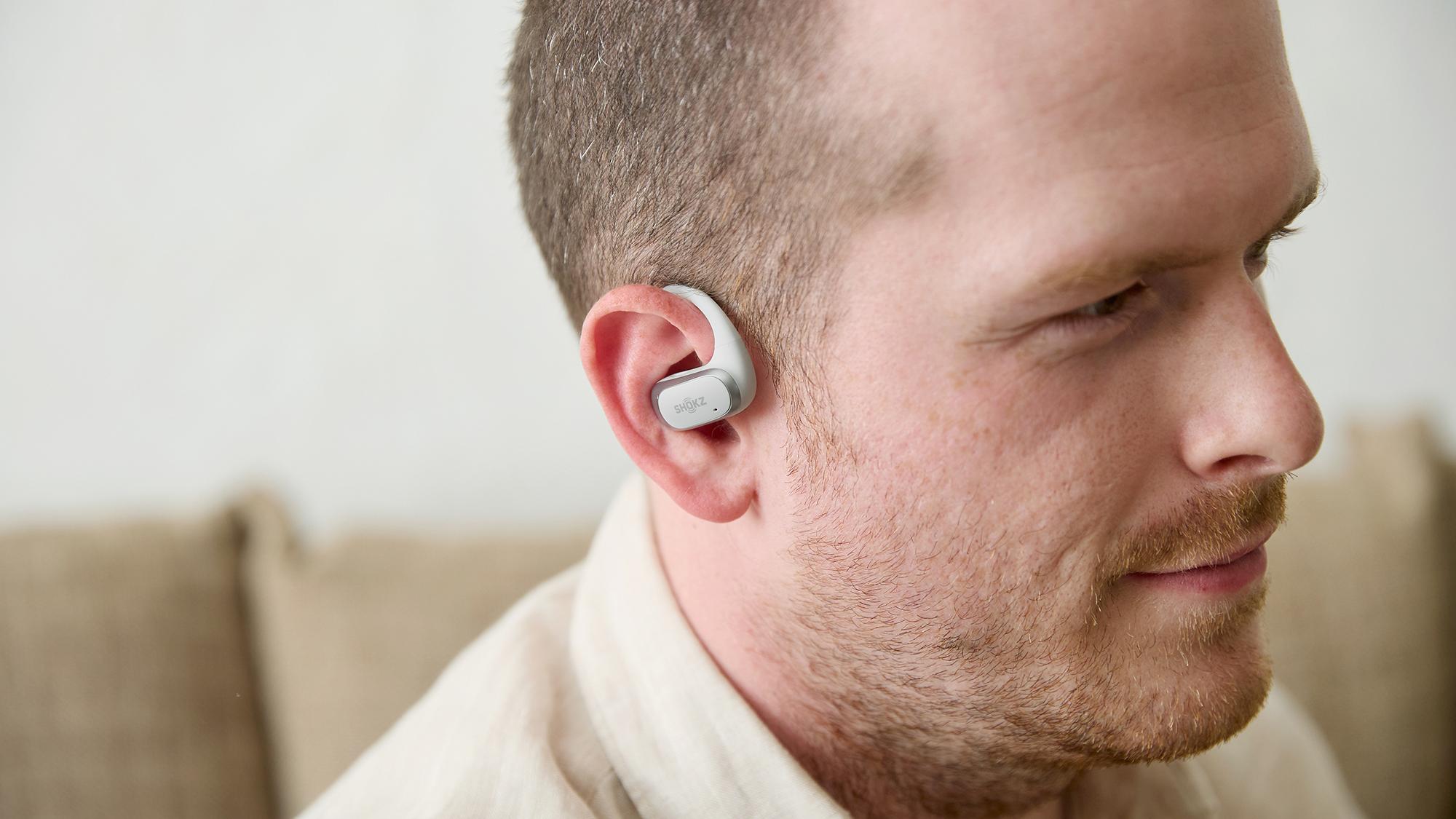 ワイヤレスイヤホンが外れがちなシチュエーションに対し｢OpenFit Air