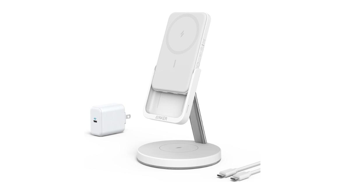 自宅は充電スタンド、外ではバッテリー。充電の欲張りハッピーセット