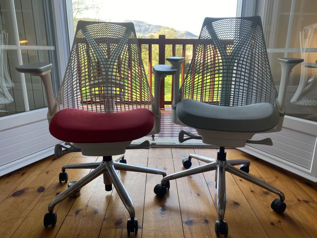在宅勤務のお尻に愛を：ハーマンミラー｢セイルチェア｣レビュー