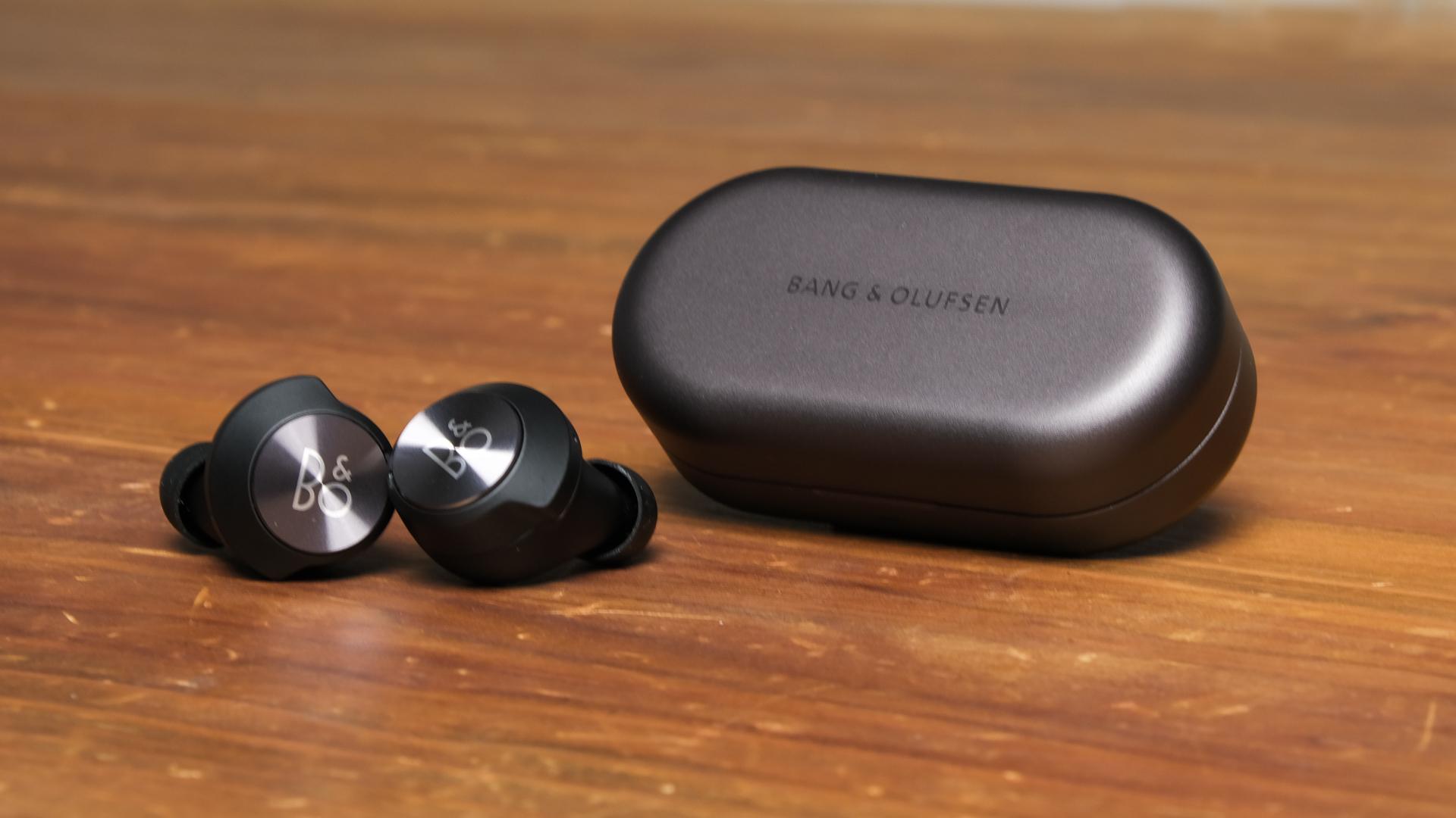 ずっと使い続けたくなるケースが魅力。Bang & OlufsenのANC搭載