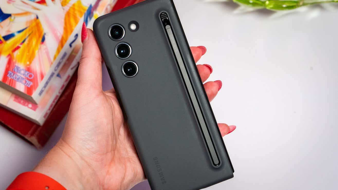 Galaxy Z Fold 5を買う人、Sペン＆ケースもいる？ | ギズモード・ジャパン
